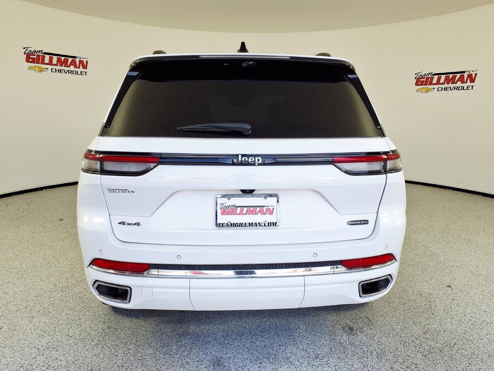 Used 2024 Jeep Grand Cherokee Overland w/ Luxury Tech Group IV image 6