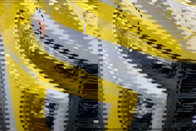 Used 2023 GMC Canyon Elevation w/ Elevation Premium Package image 24