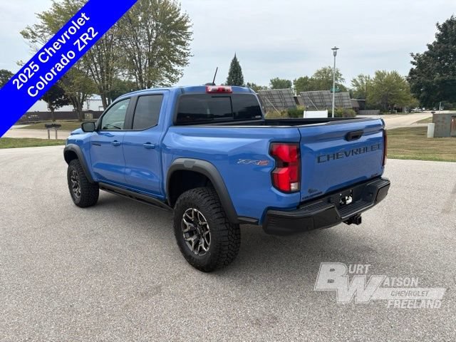 Used 2025 Chevrolet Colorado ZR2 w/ Technology Package AWD/4WD image 4
