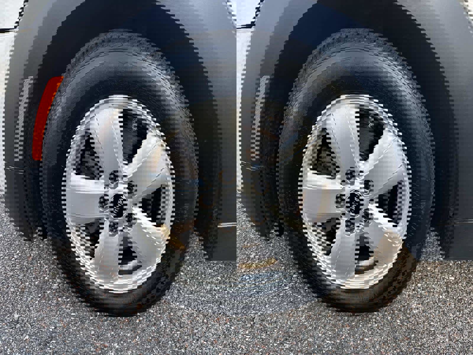 Used 2014 MINI Cooper 2-Door Hardtop image 10