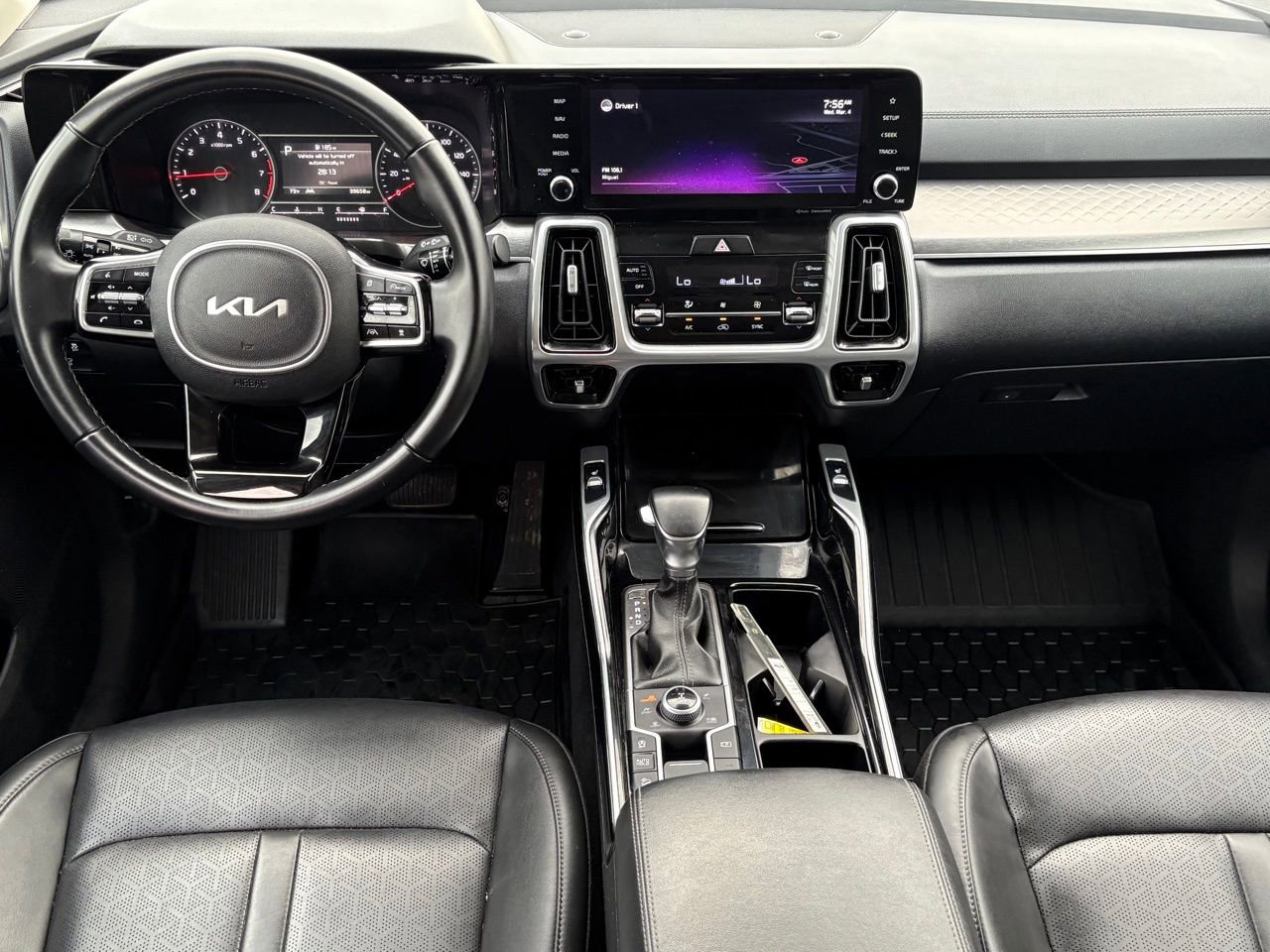 Used 2022 Kia Sorento SX image 13