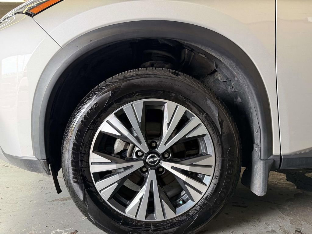 Used 2022 Nissan Rogue SV AWD/4WD image 25
