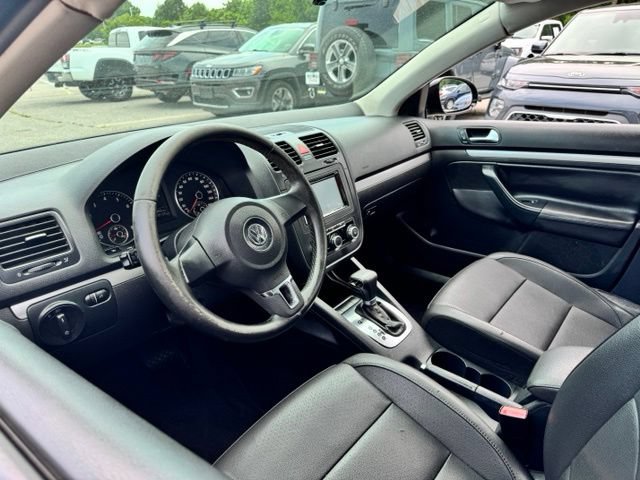 Used 2010 Volkswagen Jetta Limited Edition FWD image 15