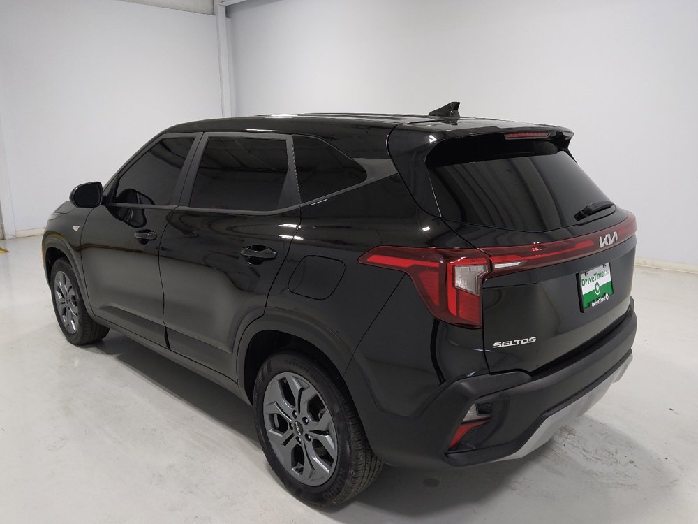 Used 2025 Kia Seltos LX AWD/4WD image 5