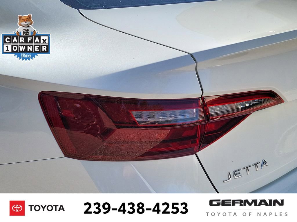 Used 2024 Volkswagen Jetta SE FWD image 15