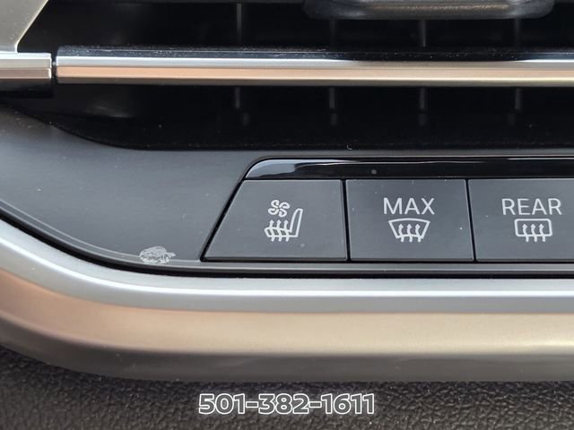 Used 2020 BMW X7 xDrive40i w/ Premium Package AWD/4WD image 24