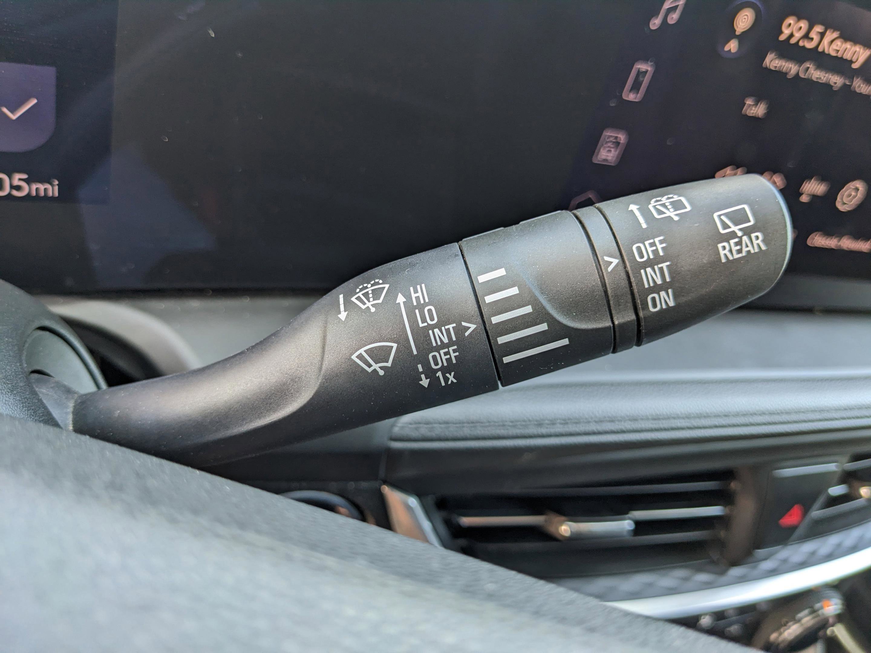 Used 2024 Buick Encore GX Preferred FWD image 34