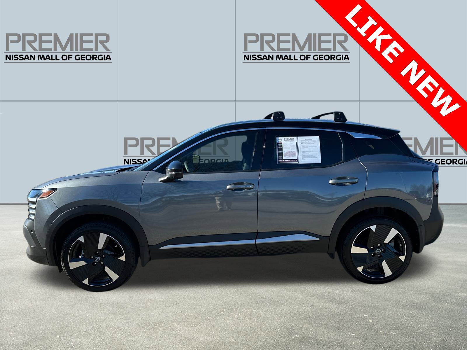 Certified 2025 Nissan Kicks SR image 8