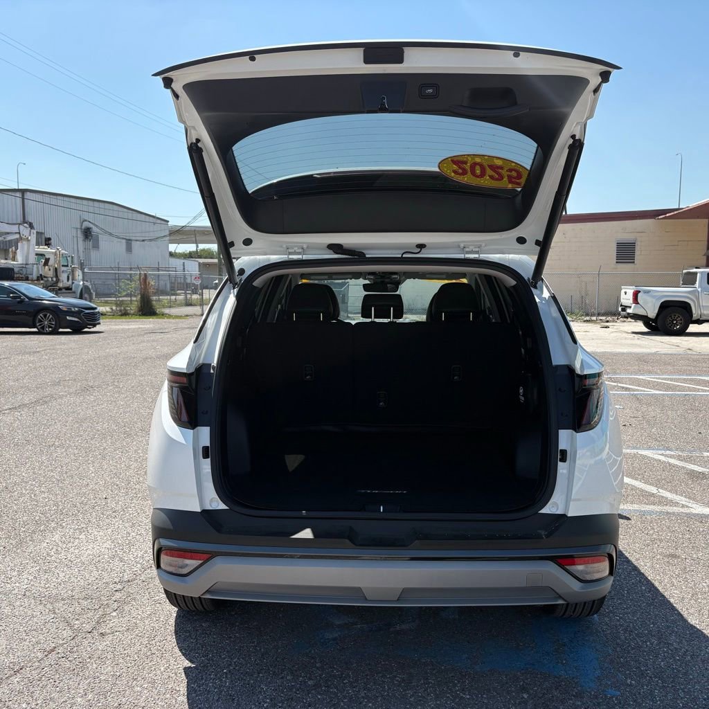 Used 2025 Hyundai Tucson SEL image 13
