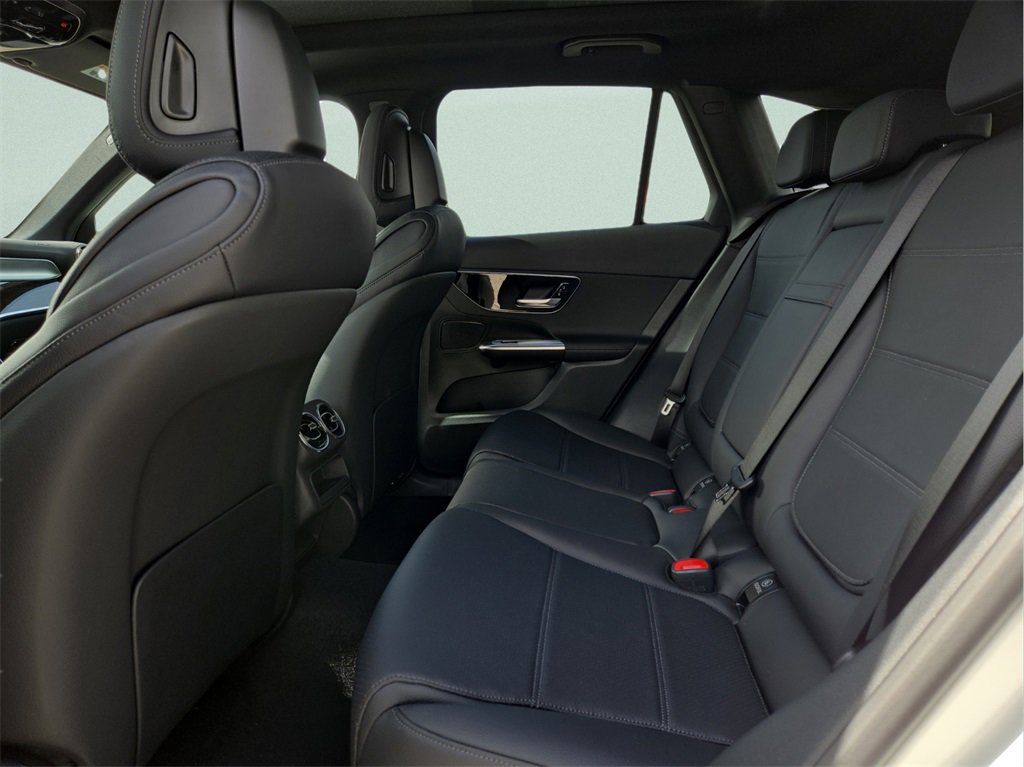 New 2026 Mercedes-Benz GLC 300 4MATIC image 12