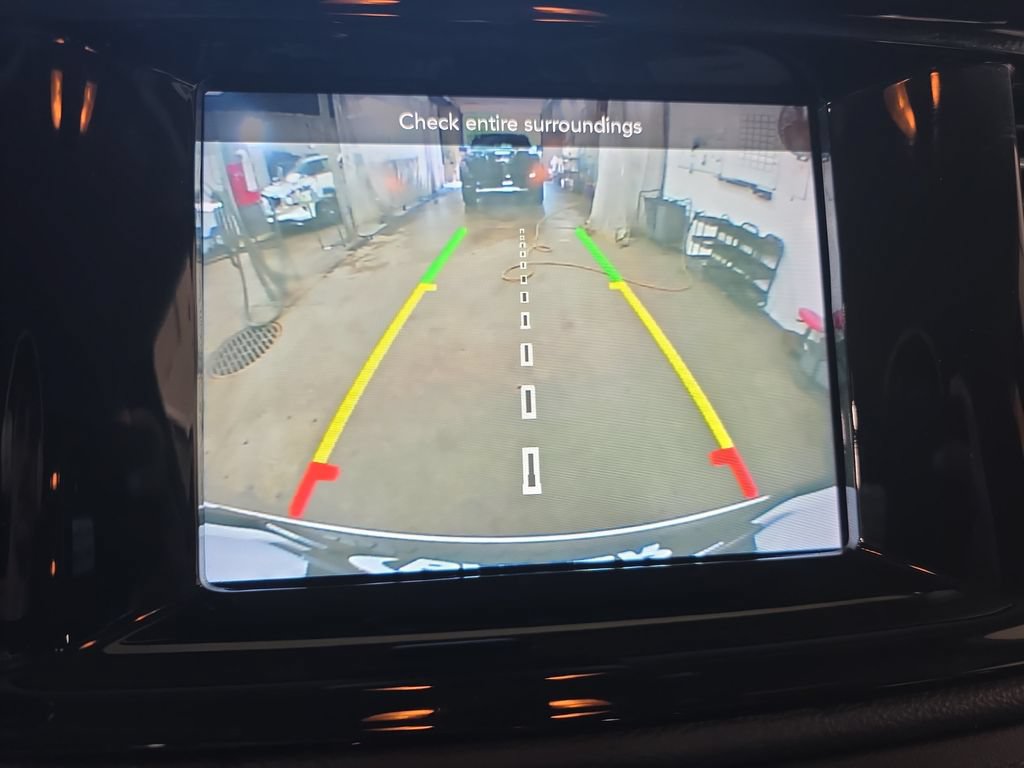 Used 2022 Dodge Durango SXT AWD/4WD image 23