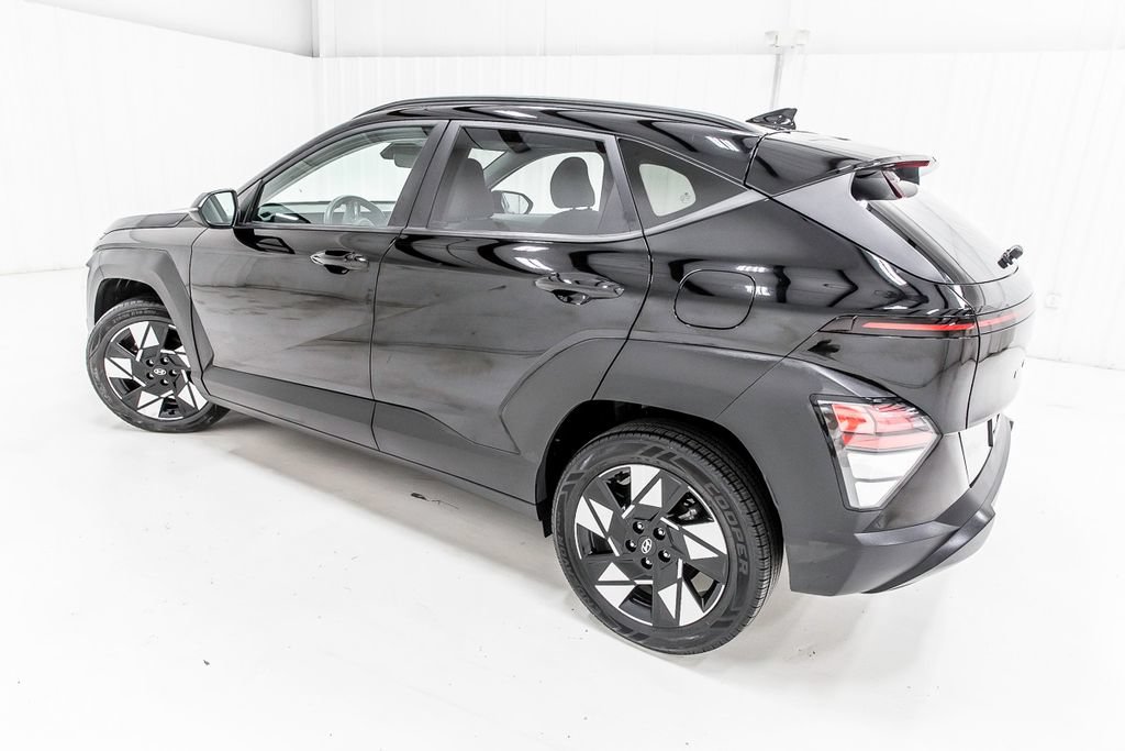 Used 2024 Hyundai Kona SEL FWD image 4