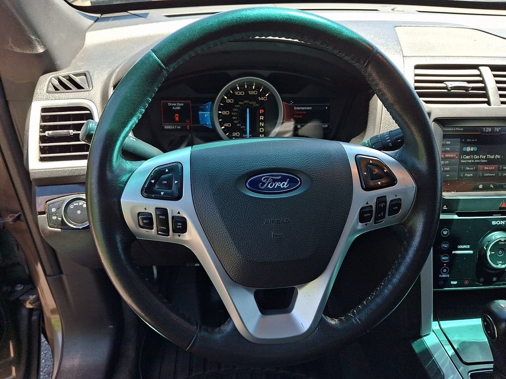 Used 2015 Ford Explorer Limited AWD/4WD image 19
