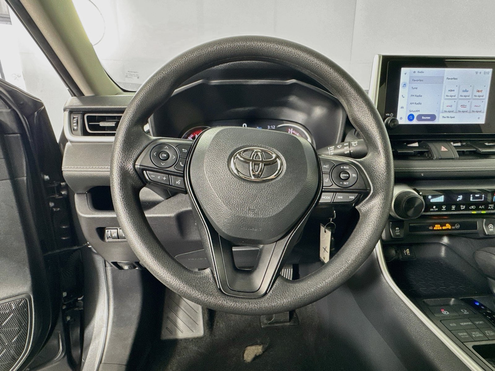 Certified 2025 Toyota RAV4 LE AWD/4WD image 11
