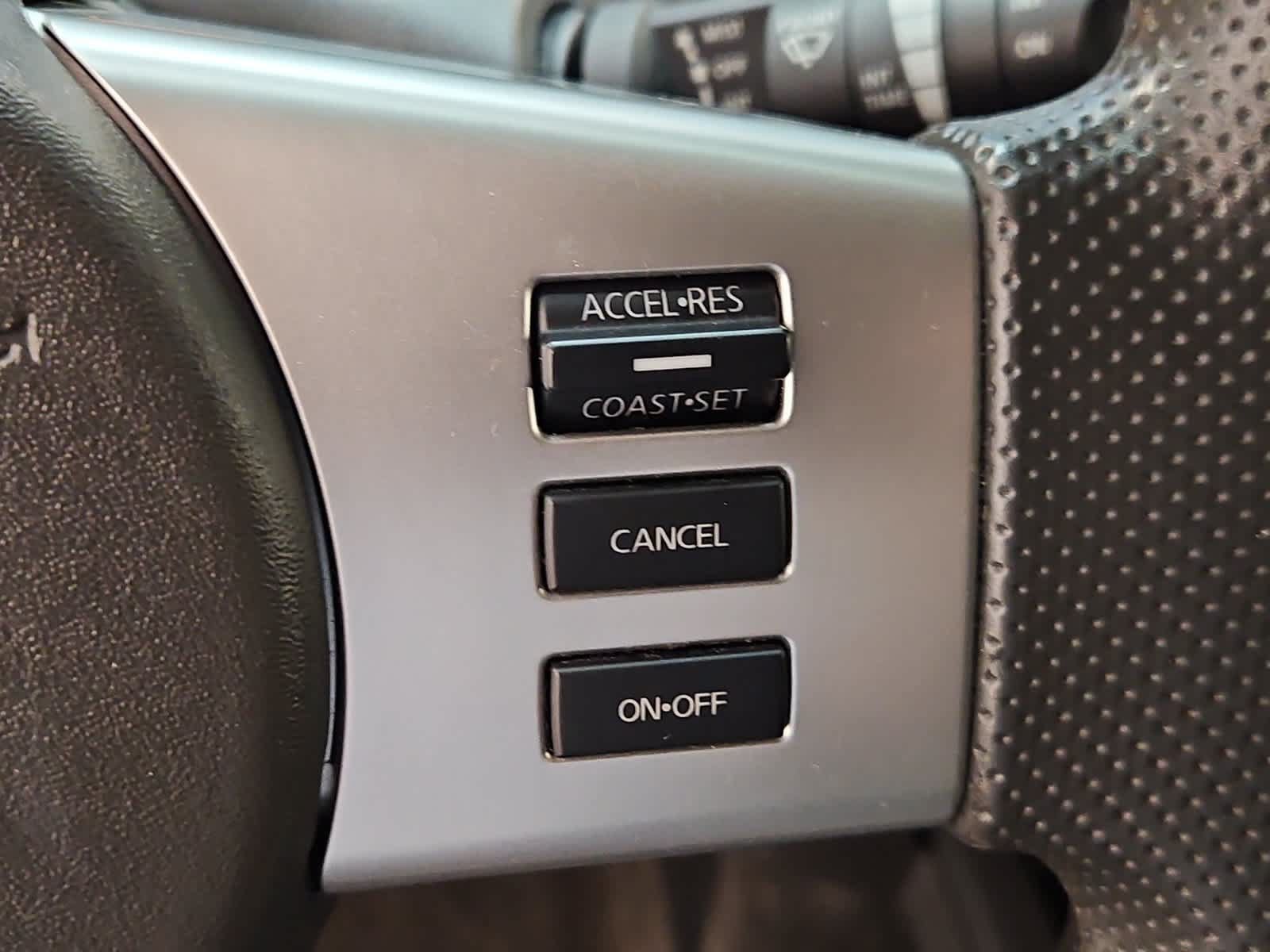 Used 2015 Nissan Xterra S w/ Value Package RWD image 9