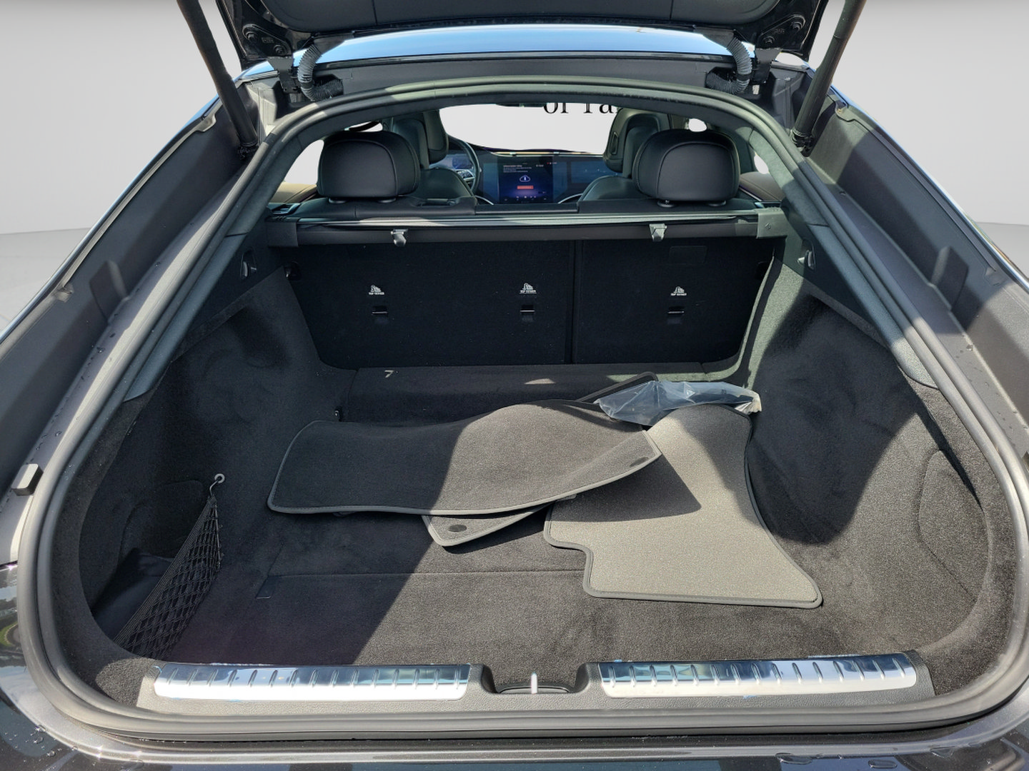 Certified 2024 Mercedes-Benz EQS 580 4MATIC Sedan image 5