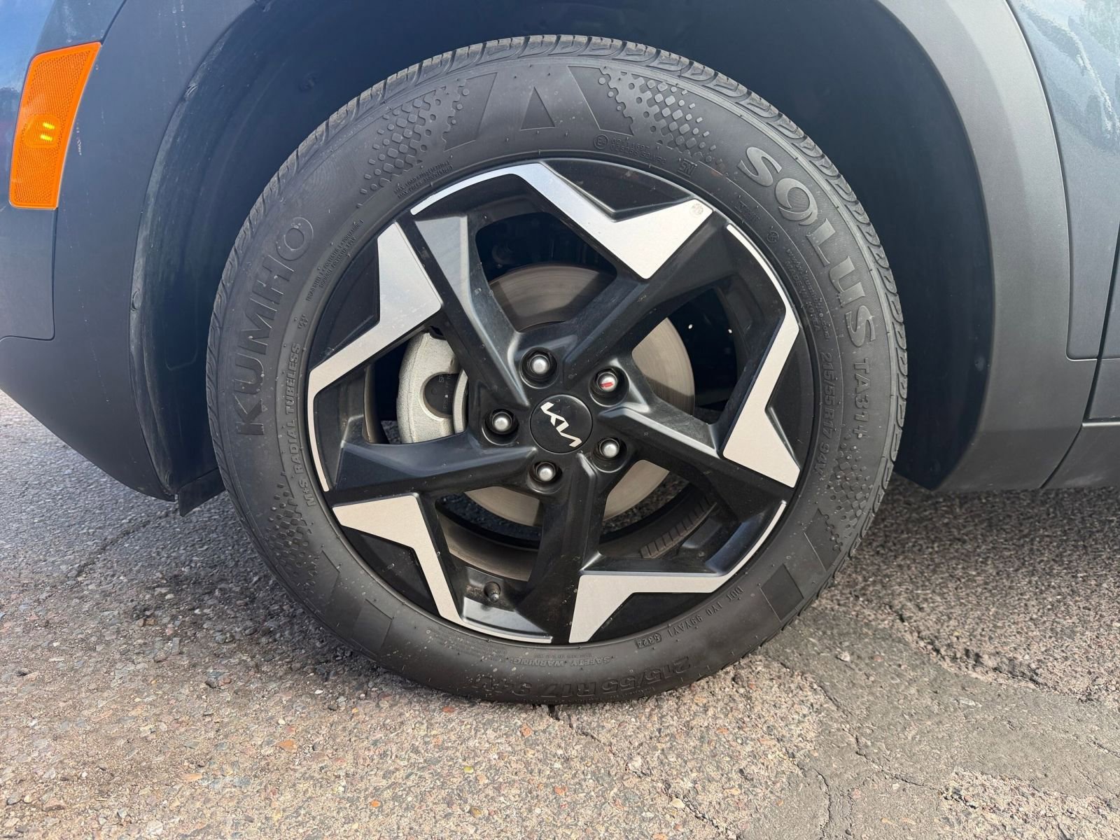 Used 2025 Kia Seltos S image 30