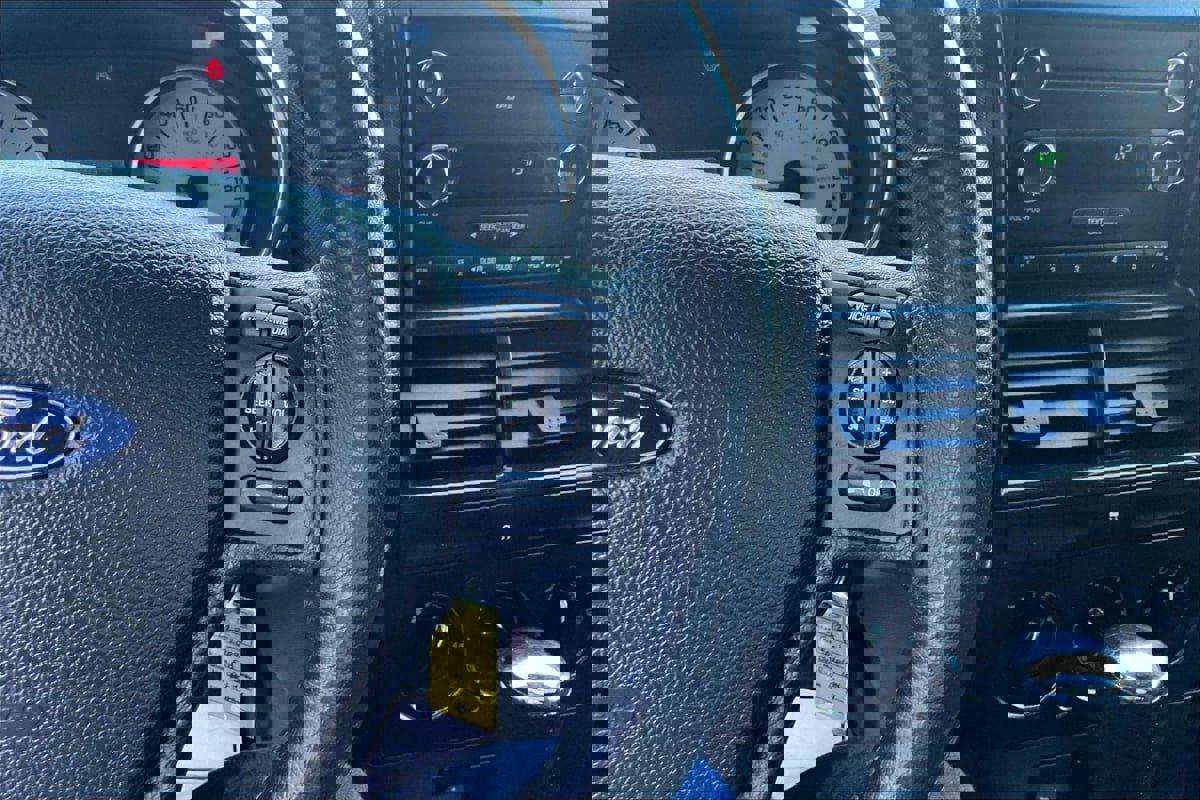 Used 2009 Ford Explorer Sport Trac XLT image 13