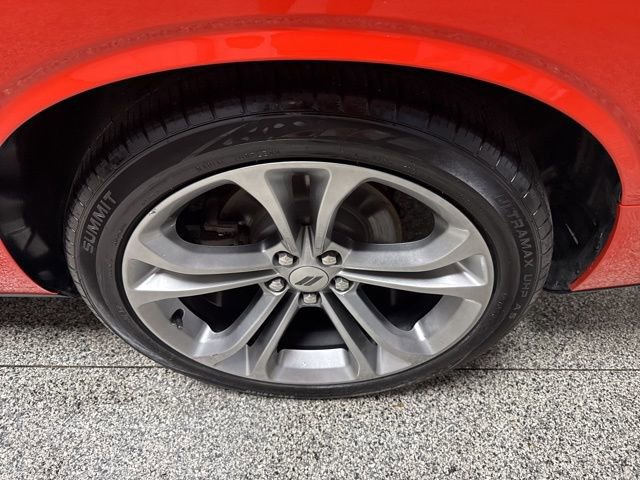 Used 2020 Dodge Challenger R/T RWD image 15