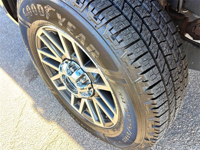 Used 2019 Ford F250 Lariat w/ Lariat Ultimate Package image 9