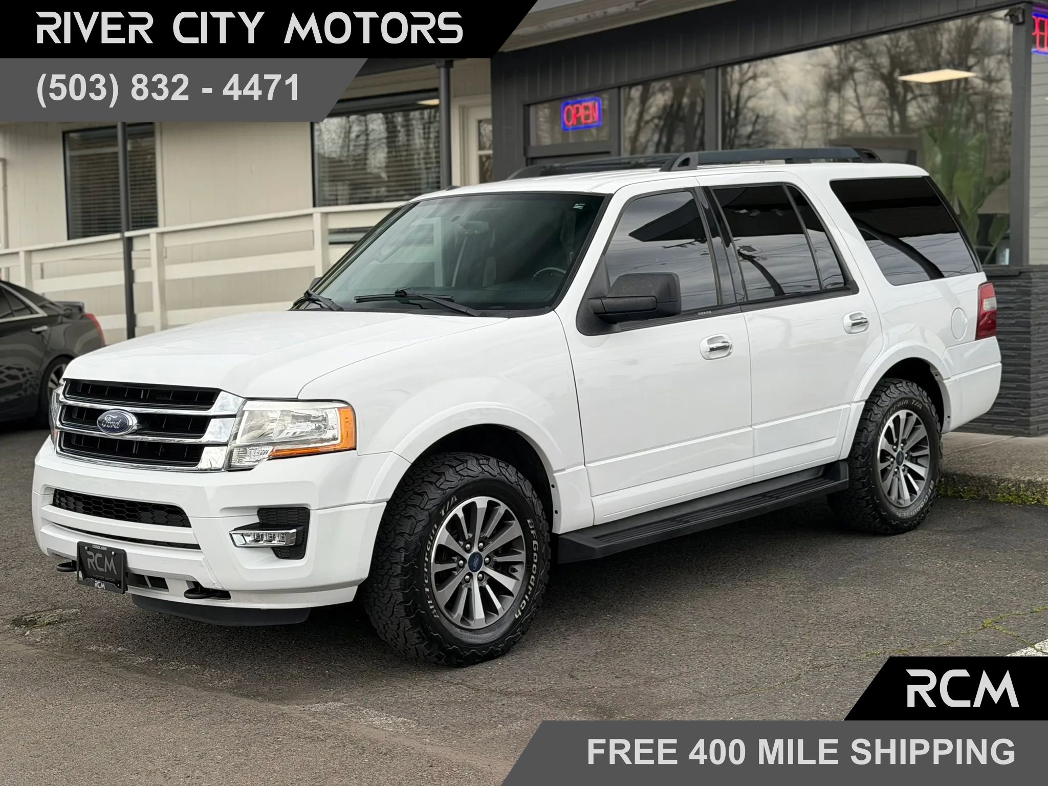 Used 2015 Ford Expedition XLT image 1