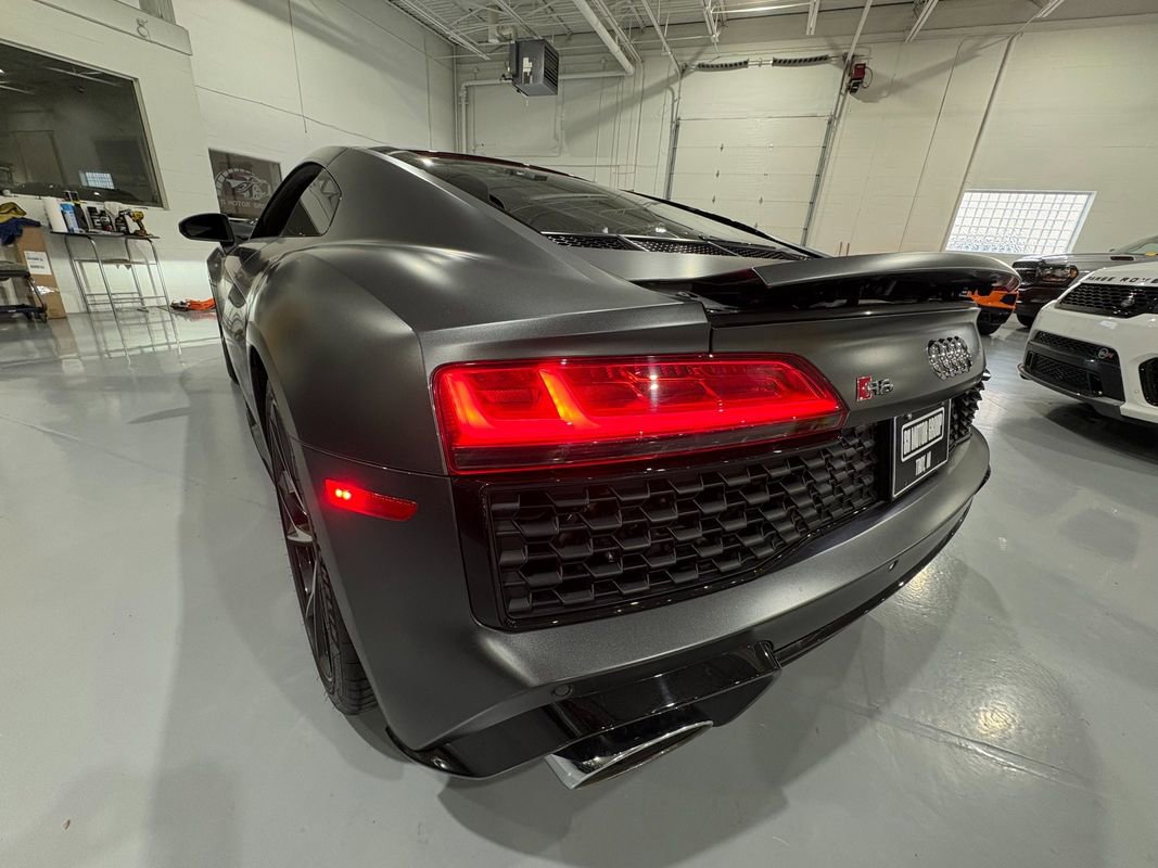 Used 2021 Audi R8 V10 w/ Premium Package image 51