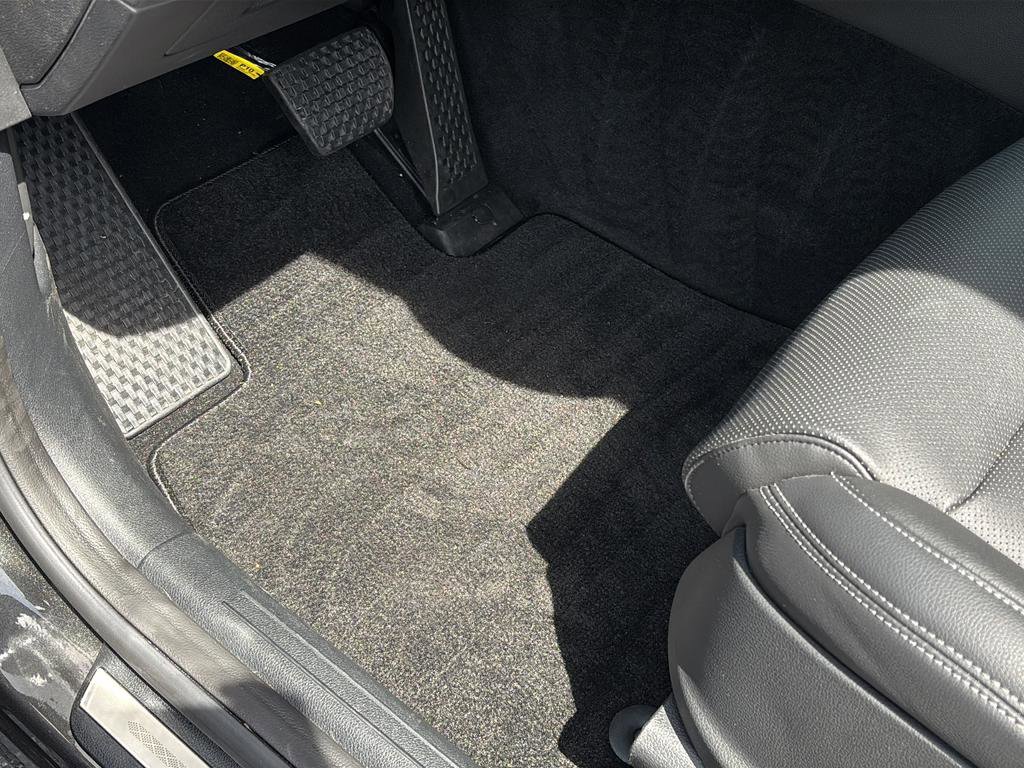 Certified 2026 Genesis GV70 2.5T image 13