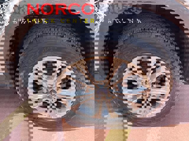 Used 2017 Ford Escape SE image 14