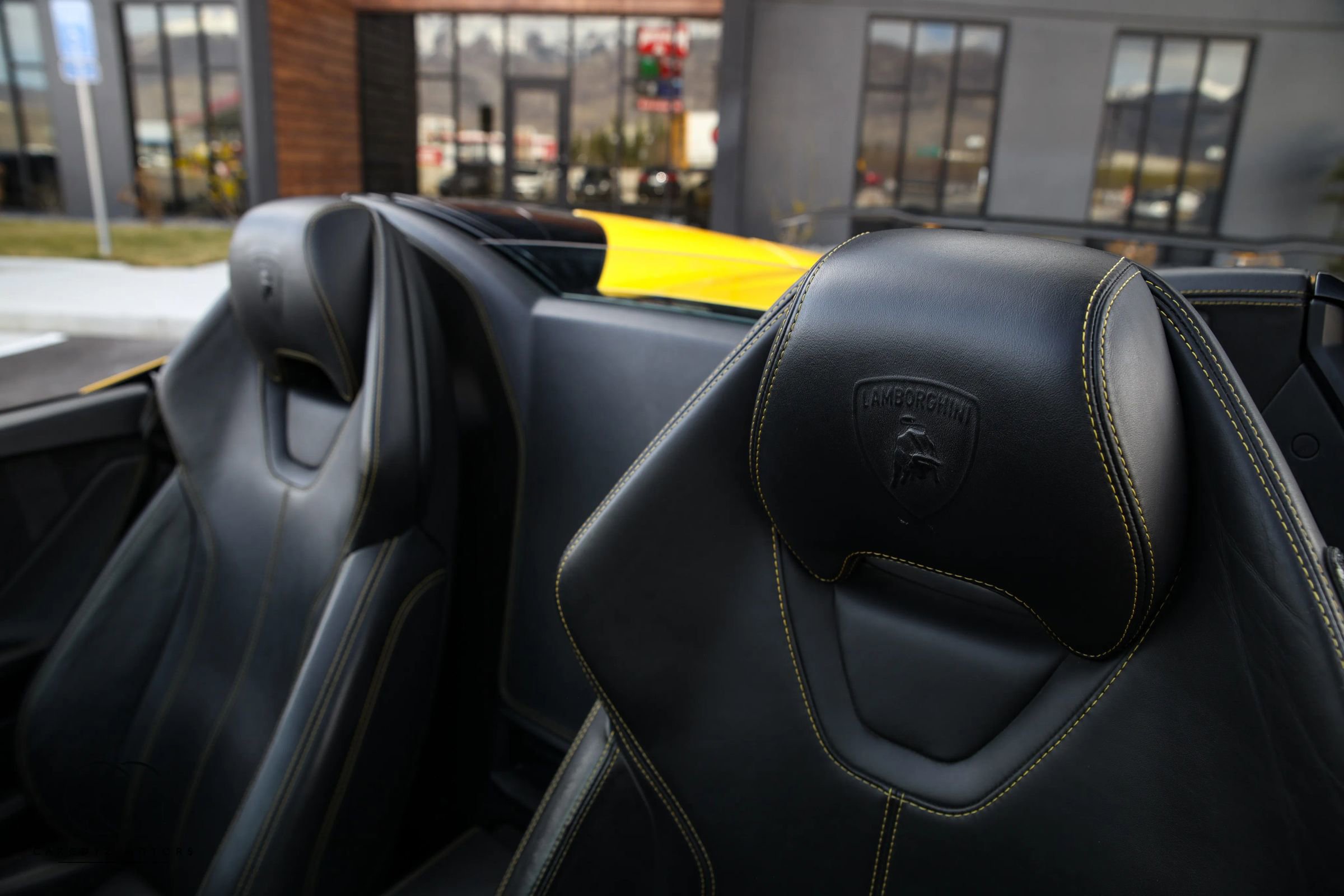 Used 2016 Lamborghini Huracan LP 610-4 image 37