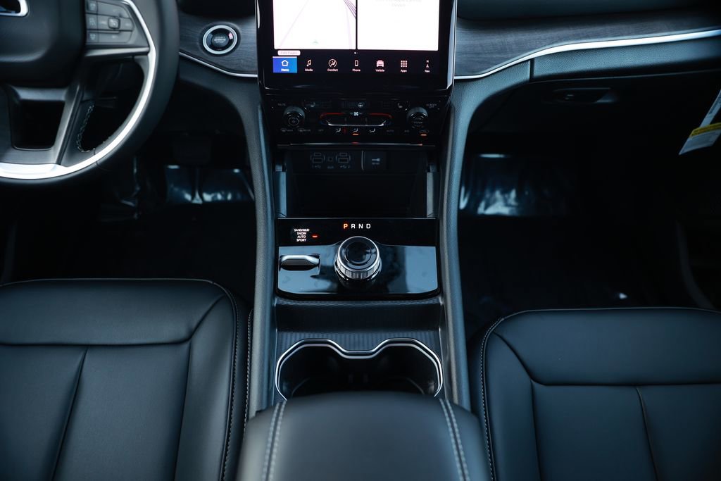 New 2025 Jeep Grand Cherokee Limited image 26