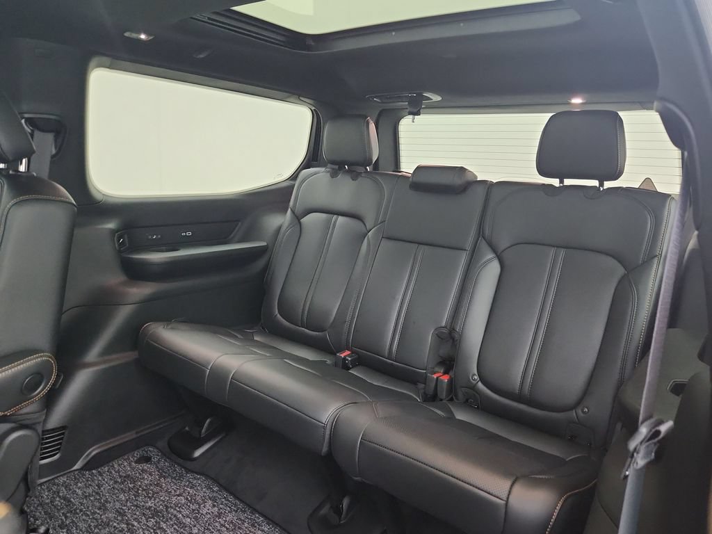 New 2026 Jeep Grand Wagoneer 4WD image 31