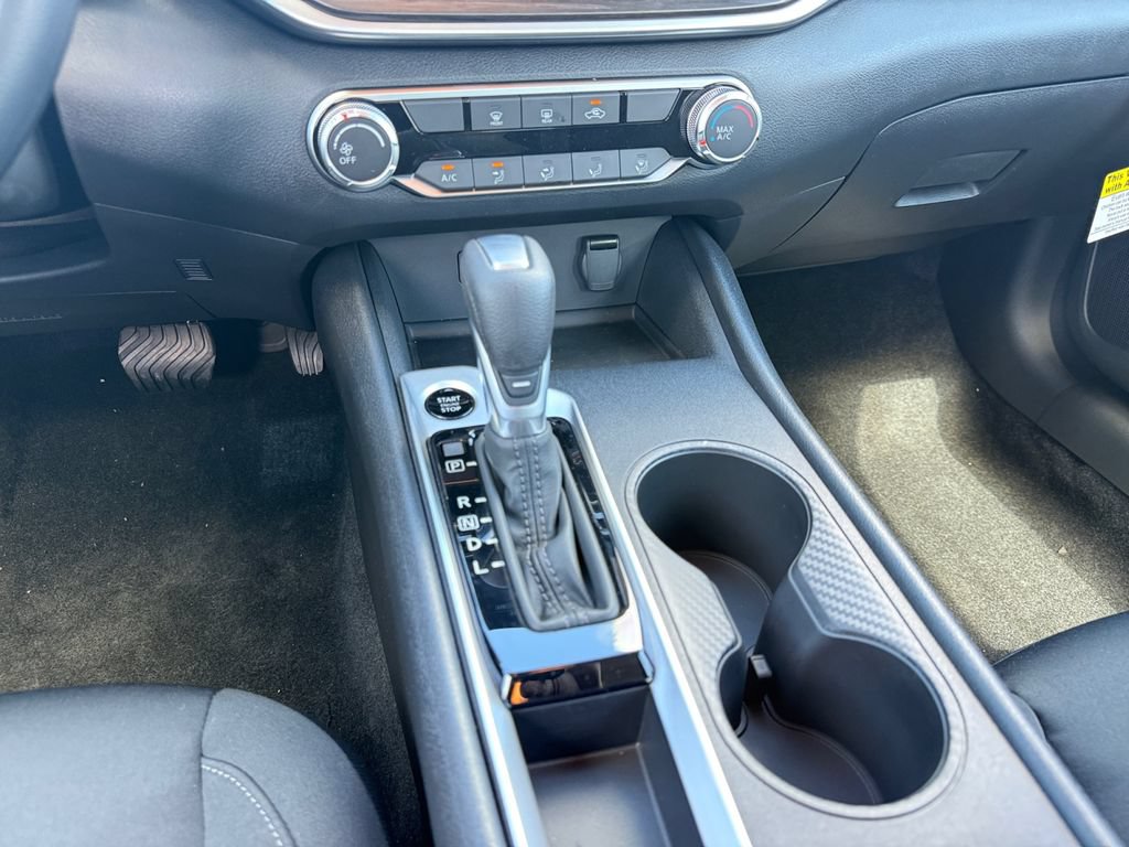 New 2026 Nissan Altima 2.5 SV FWD image 13