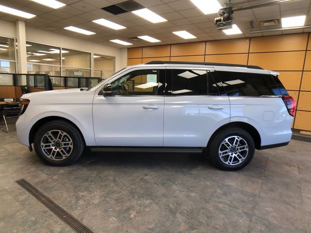 New 2026 Ford Expedition Active AWD/4WD image 4
