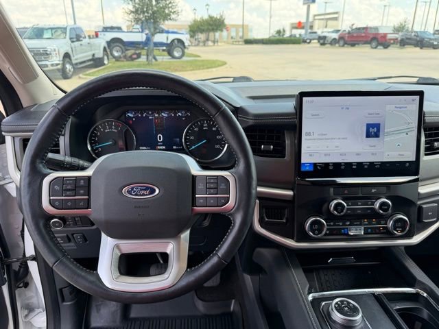 Used 2023 Ford Expedition Max XLT RWD image 13