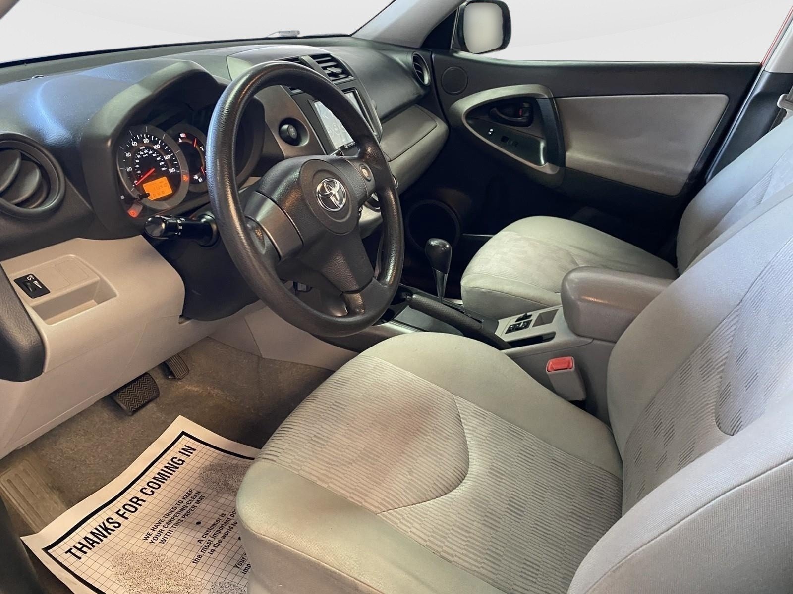 Used 2011 Toyota RAV4 4WD w/ Base L4 Extra Value Pkg image 17