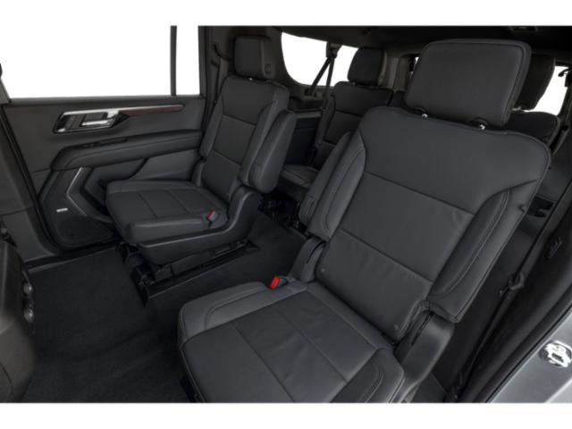 Used 2026 Chevrolet Suburban LT w/ Comfort Package AWD/4WD image 15