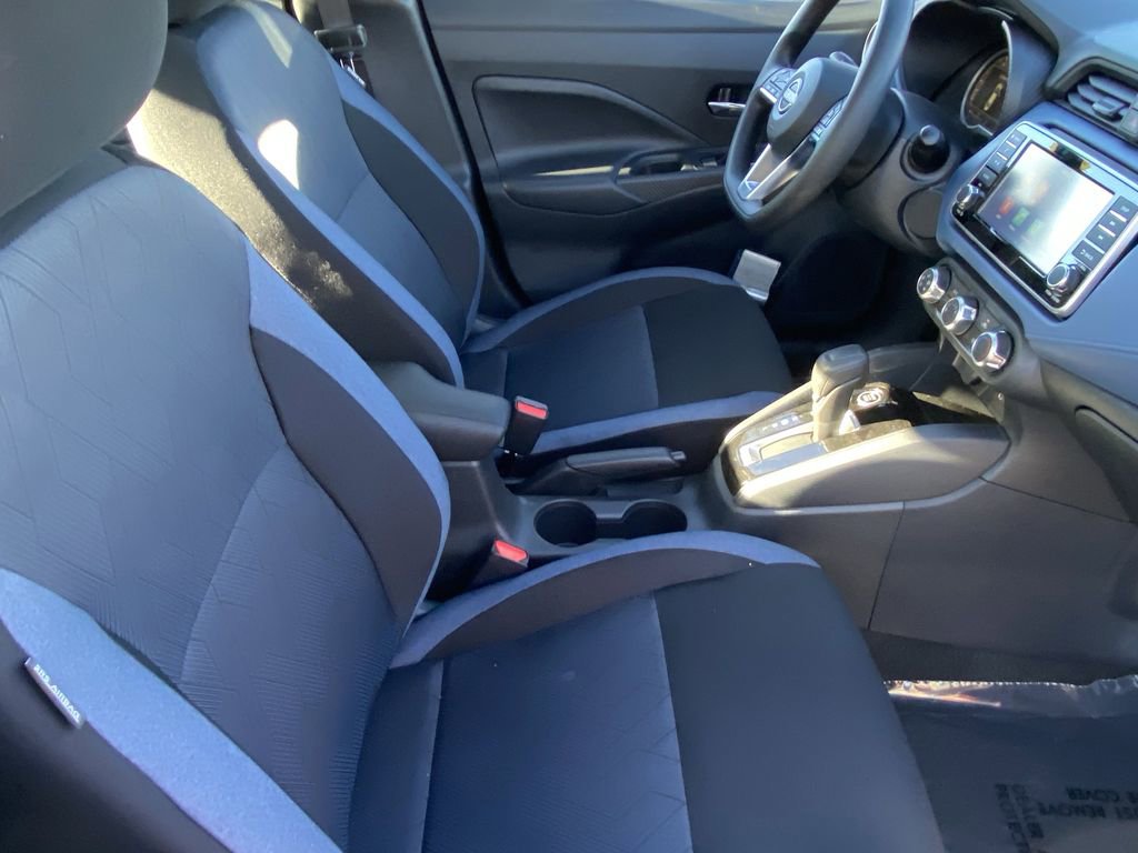 New 2025 Nissan Versa SV w/ Trunk Package image 9