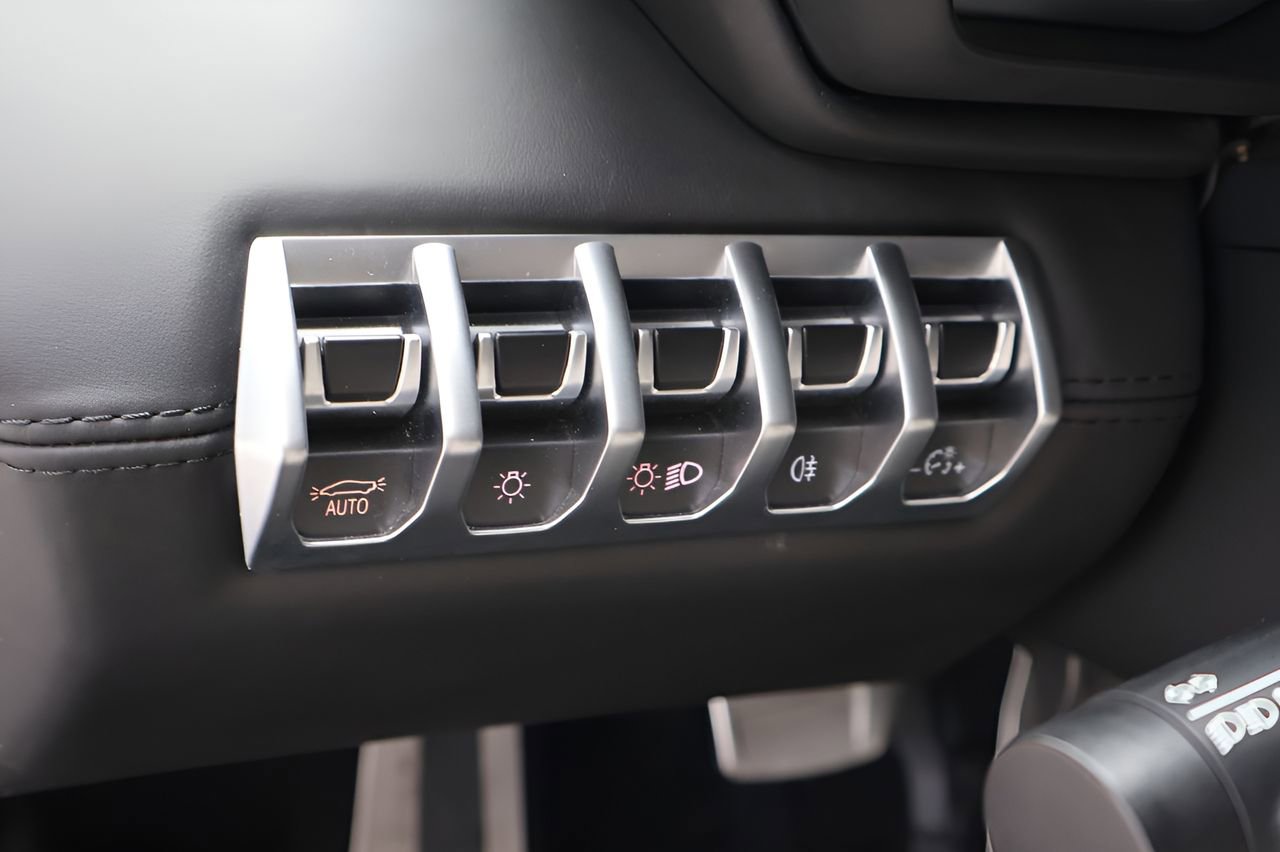 Used 2013 Lamborghini Aventador LP 700-4 image 14