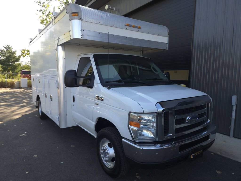 Used 2013 Ford E-350 and Econoline 350 Super Duty w/ PWR Locks & Windows Group RWD image 6