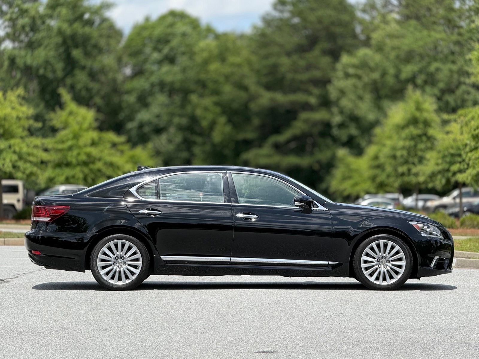 Used 2017 Lexus LS 460 L AWD/4WD image 12