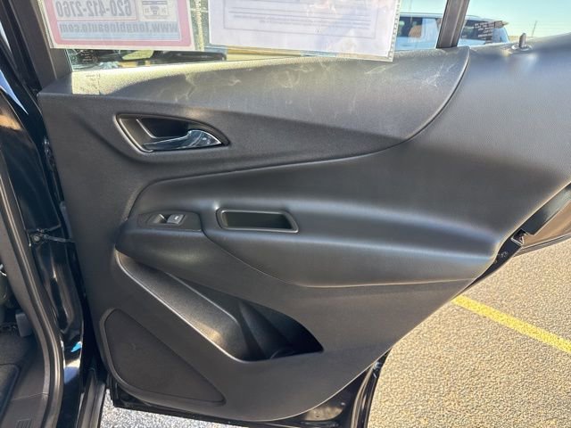 Used 2023 Chevrolet Equinox LT image 14