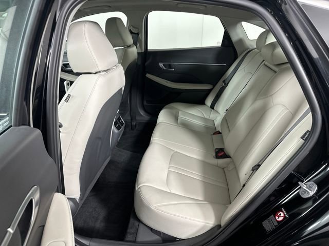 Used 2023 Hyundai Sonata Limited w/ Preferred Accessory Package image 25