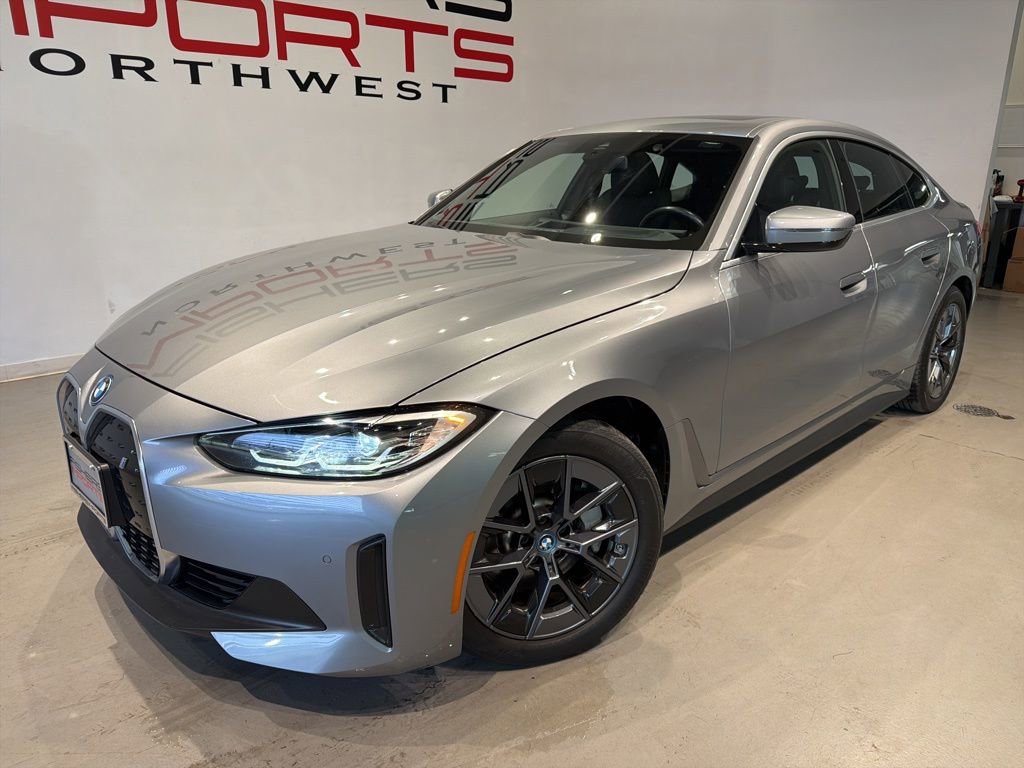 Used 2023 BMW i4 eDrive40 w/ Premium Package image 2