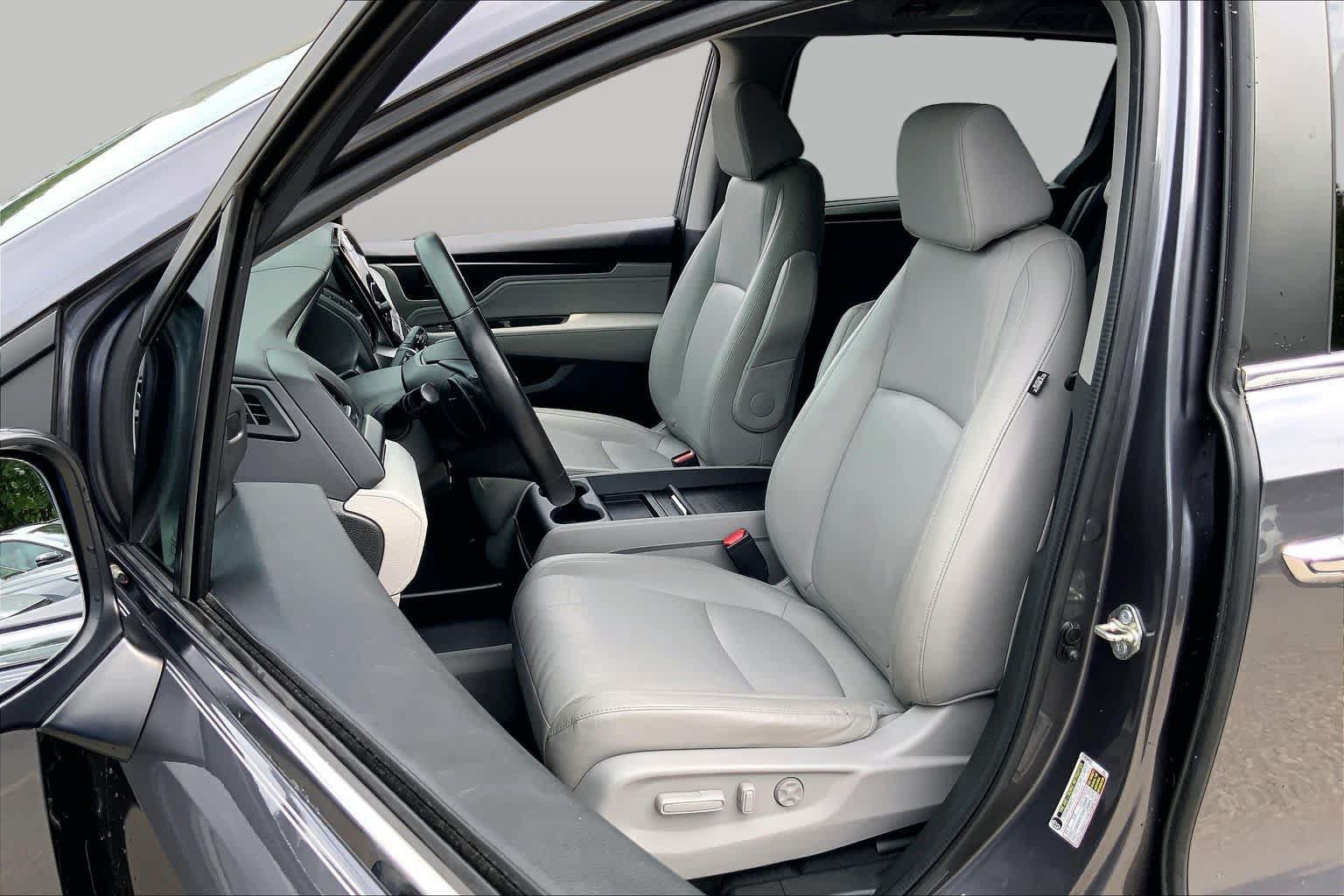 Used 2018 Honda Odyssey Touring image 9