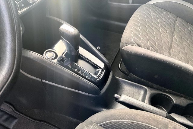 Used 2022 Nissan Kicks S FWD image 18