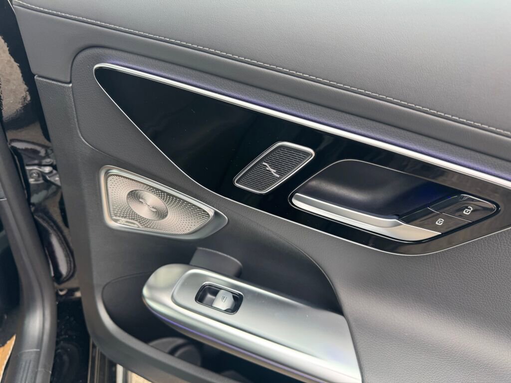 New 2026 Mercedes-Benz C 300 4MATIC Sedan image 20