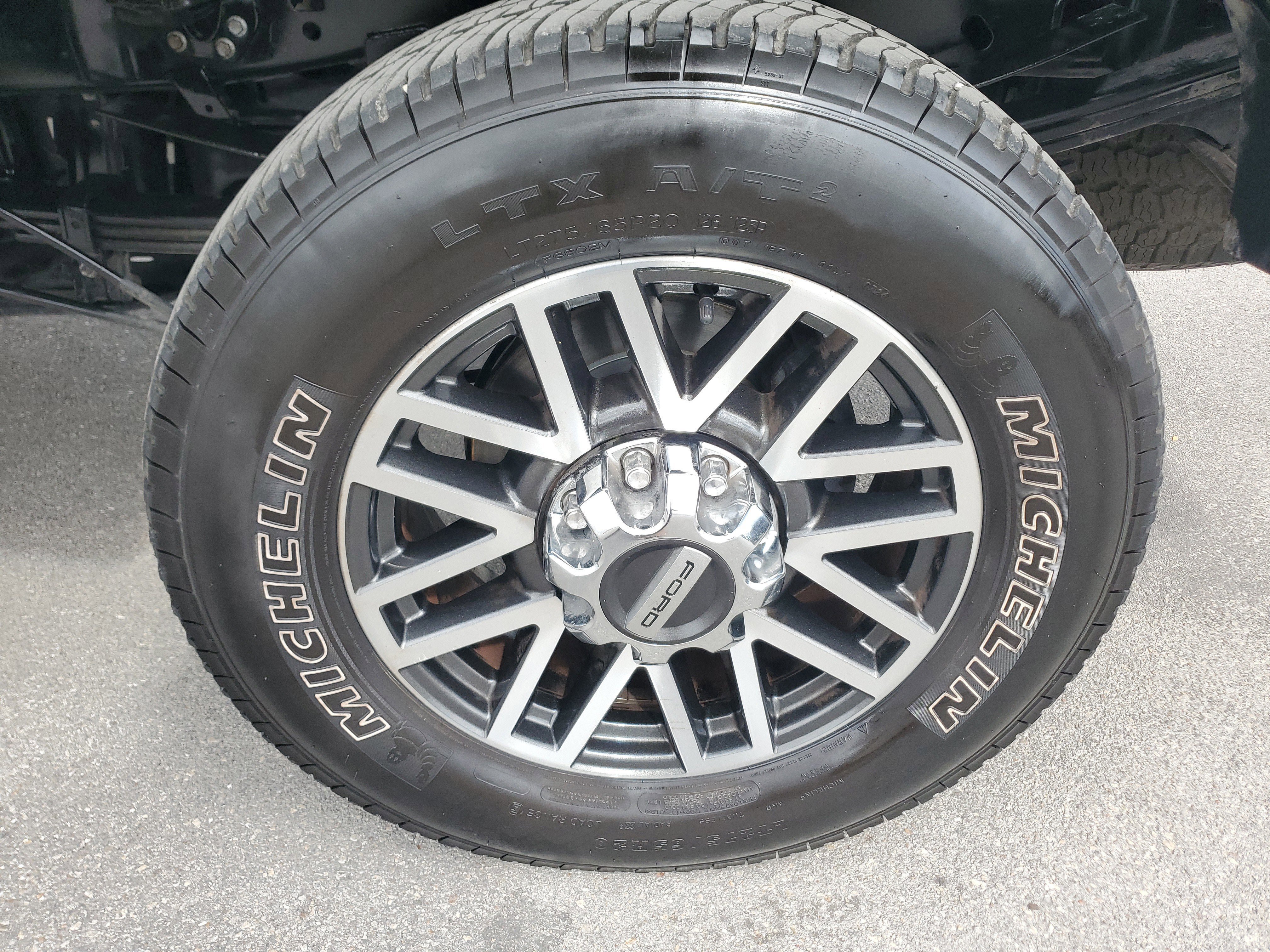 Used 2019 Ford F350 Lariat w/ Lariat Value Package image 26