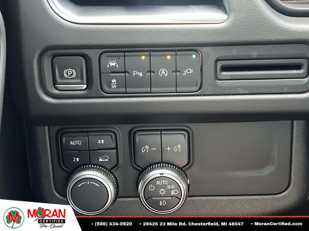 Used 2021 GMC Yukon SLE w/ Gmc Pro Safety Plus Package AWD/4WD image 25