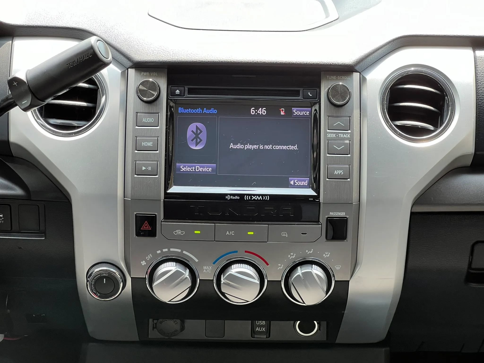 Used 2015 Toyota Tundra SR5 AWD/4WD image 25