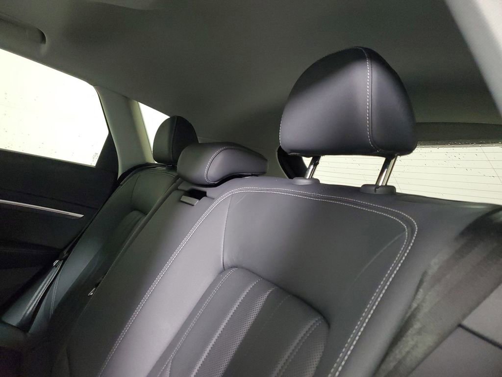 Certified 2023 Audi e-tron Premium Plus w/ Premium Plus Package image 13